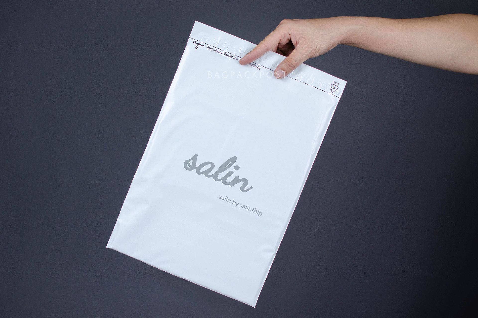 ผลิตถุงไปรษณีย์ ถุงพัสดุ ซองไปรษณีย์พิมพ์ลาย Salin ซองไปรษณีย์สีขาว ถุงไปรษณีย์พิมพ์ลาย 4 BagPackPost