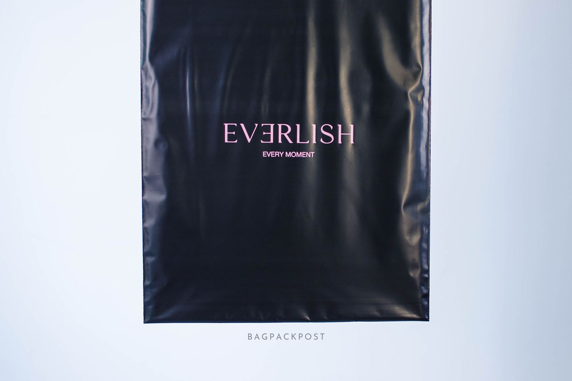 ผลิตถุงไปรษณีย์ ซองไปรษณีย์พิมพ์ลาย EVERLISH ซองไปรษณีย์สีดำ ถุงไปรษณีย์พิมพ์ลาย 3 BagPackPost